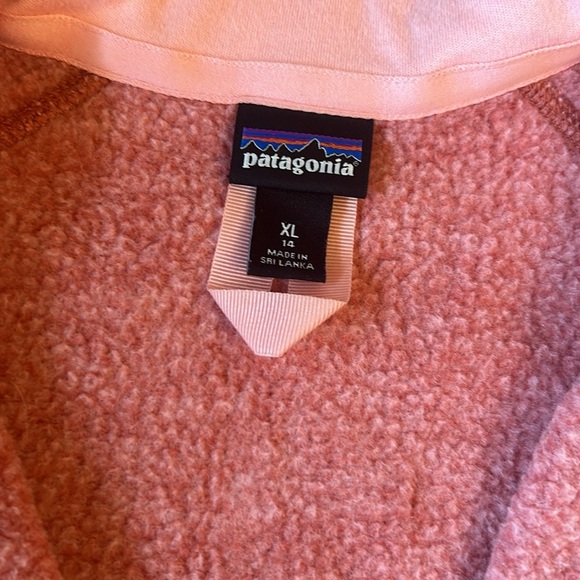 Patagonia Girl’s 1/4 zip Pullover Size XL - Picture 2 of 16
